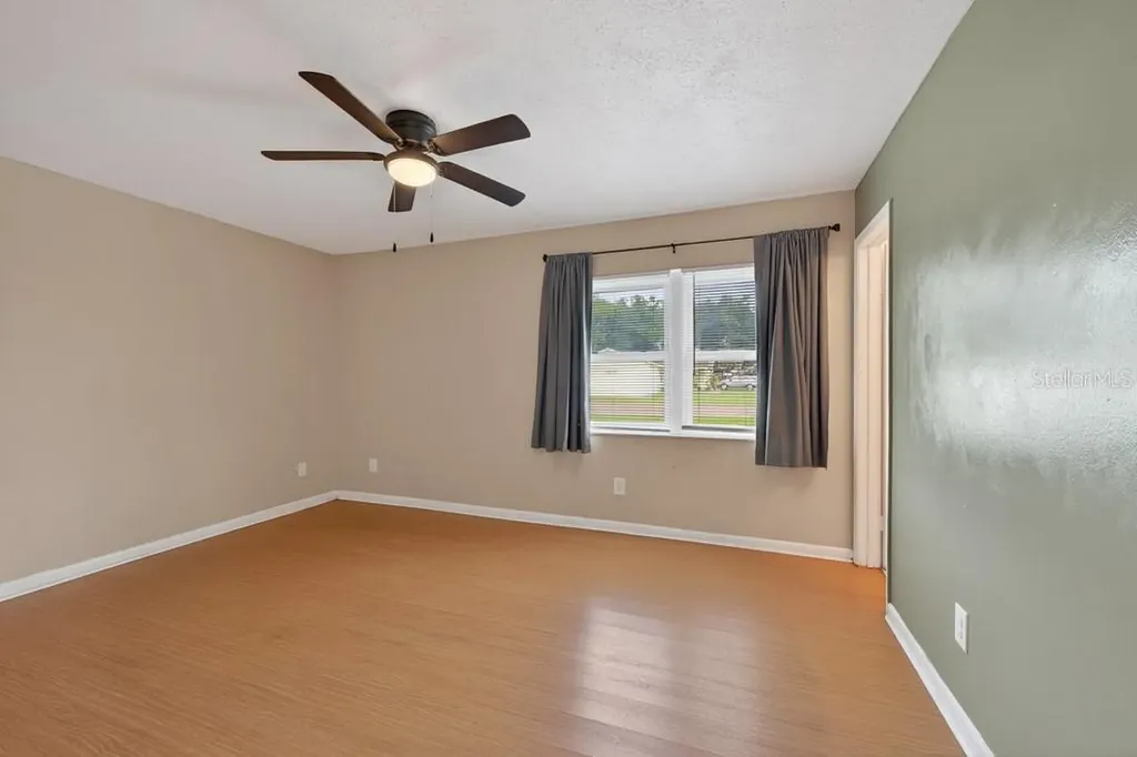 5127 Pine Street Seffner FL 33584