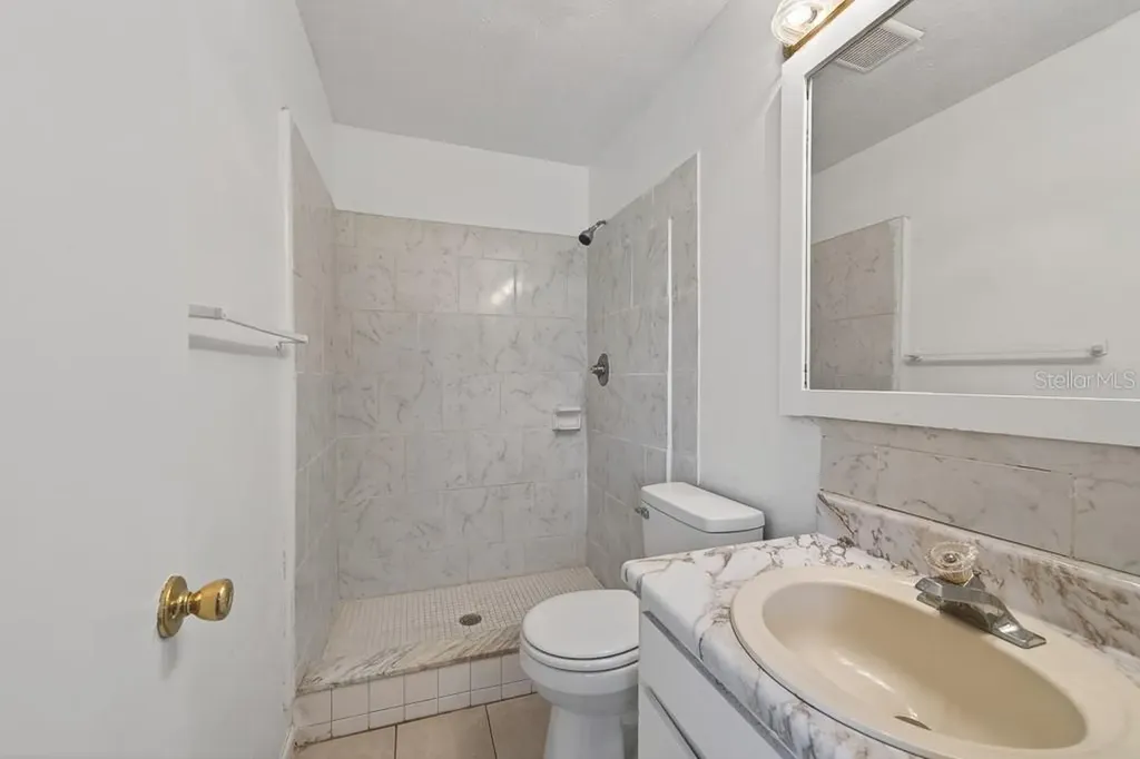 5127 Pine Street Seffner FL 33584