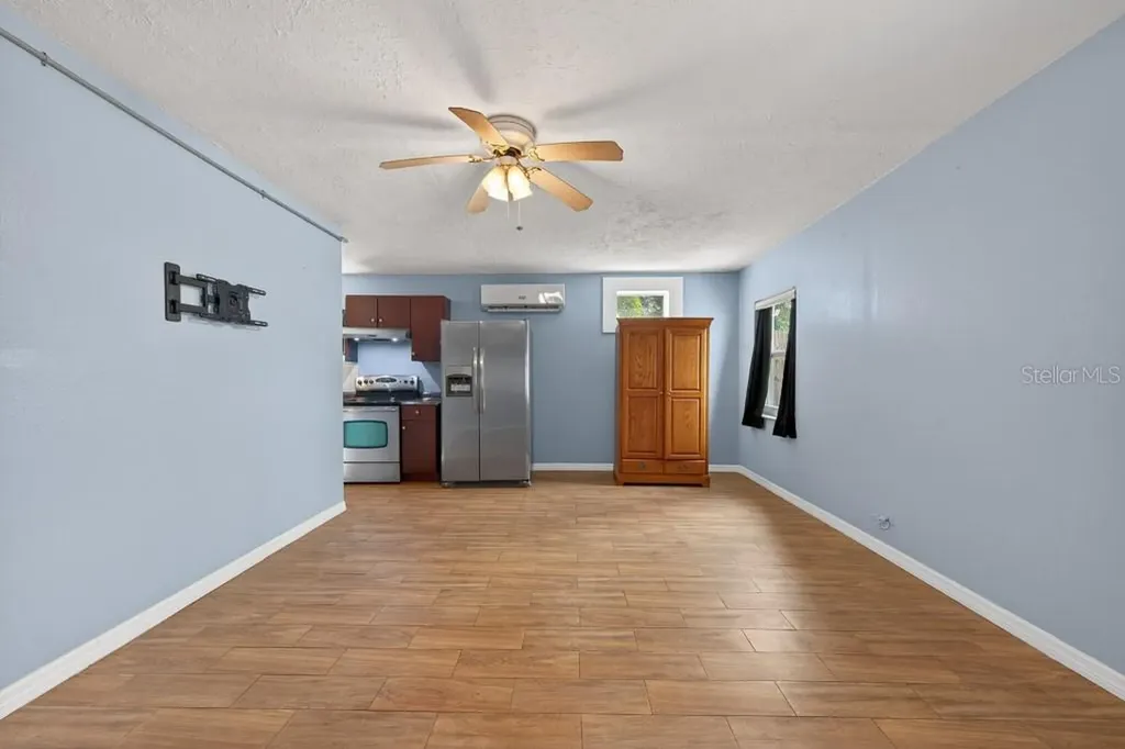 5127 Pine Street Seffner FL 33584