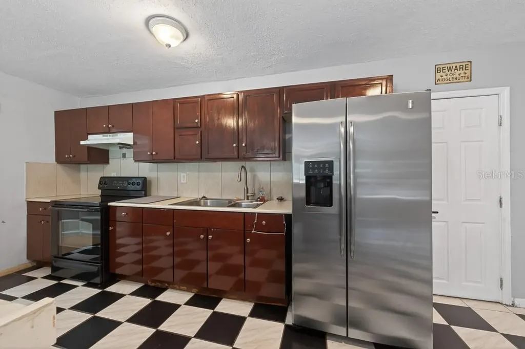 5127 Pine Street Seffner FL 33584