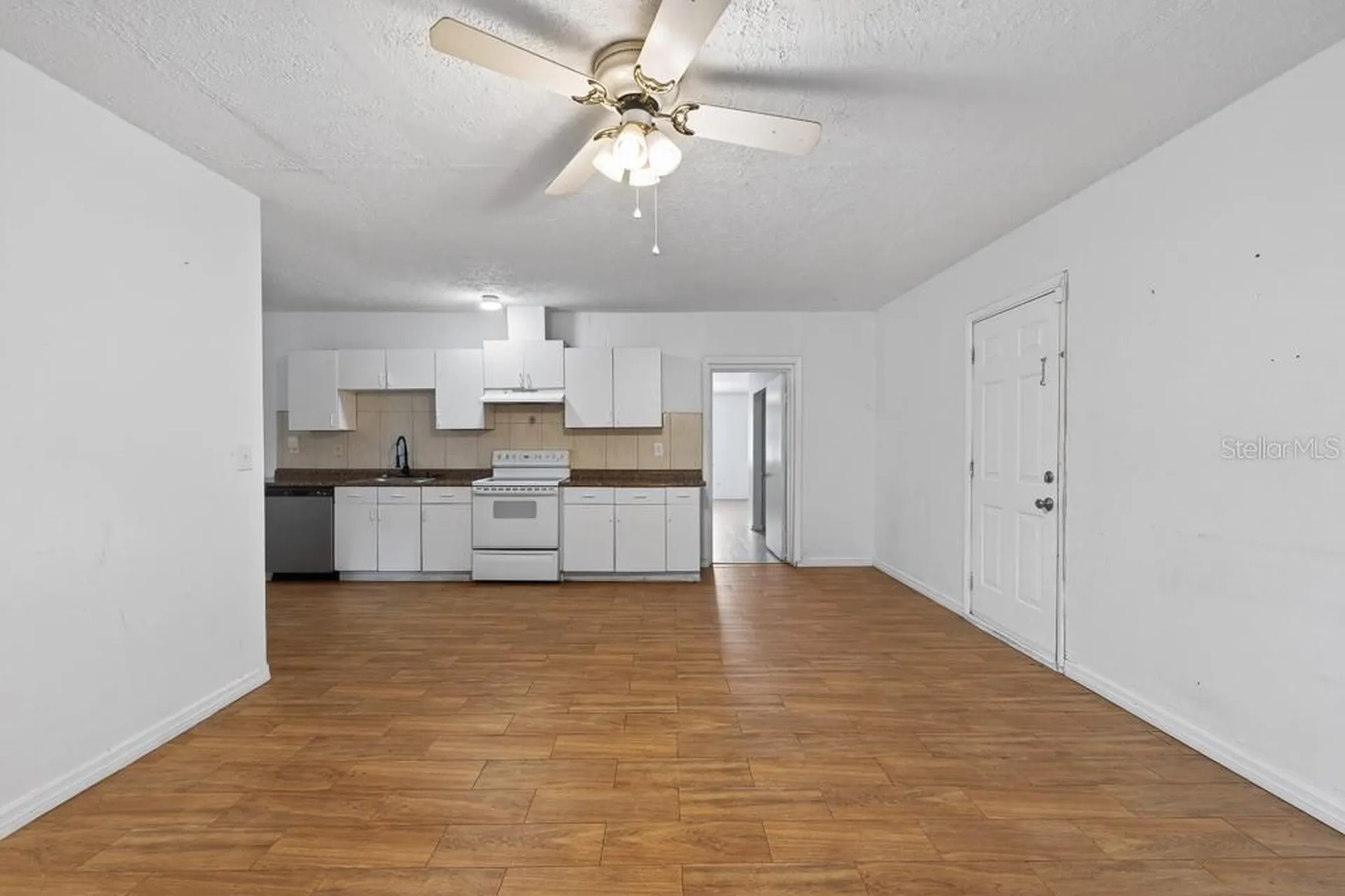 5127 Pine Street Seffner FL 33584