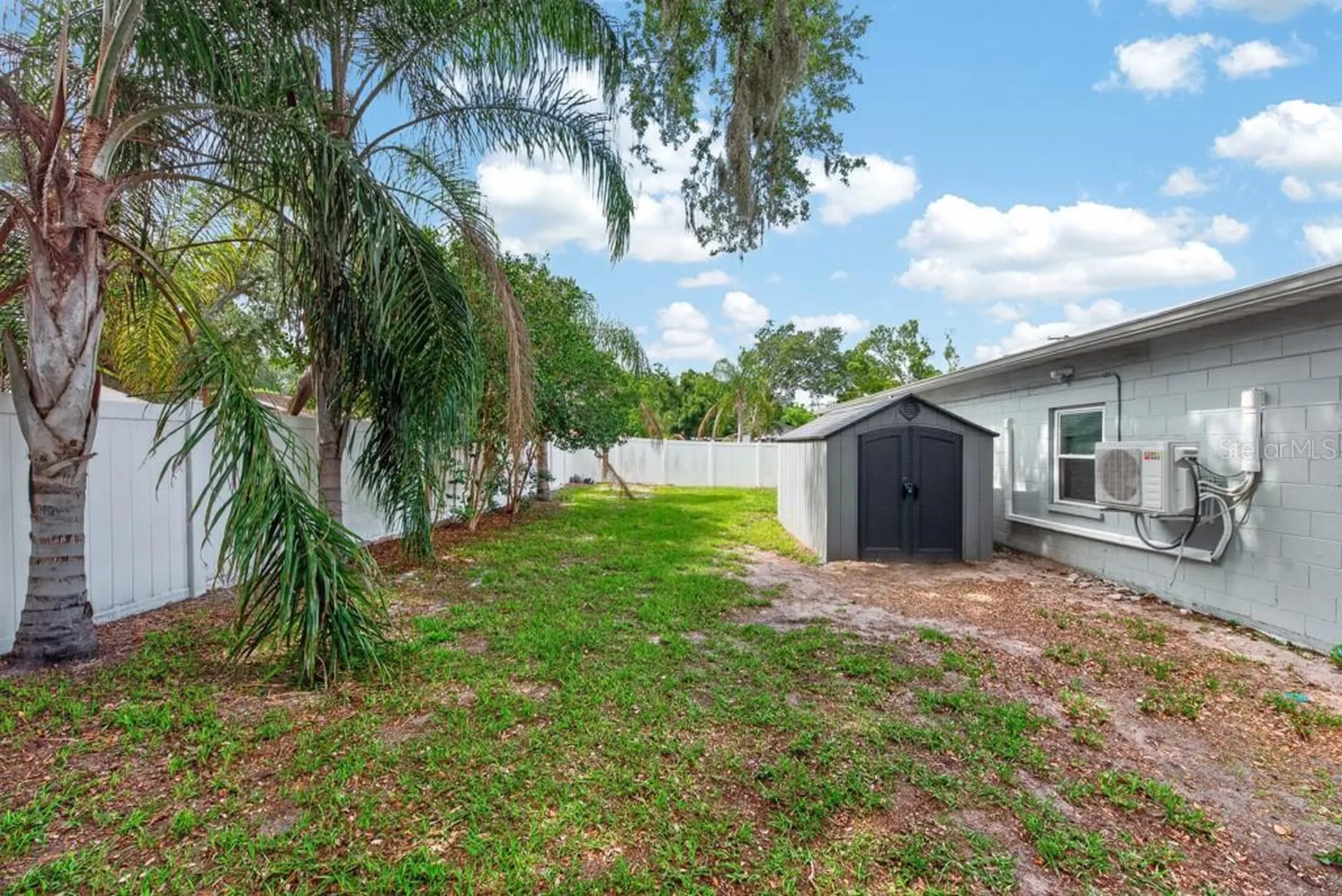 5127 Pine Street Seffner FL 33584