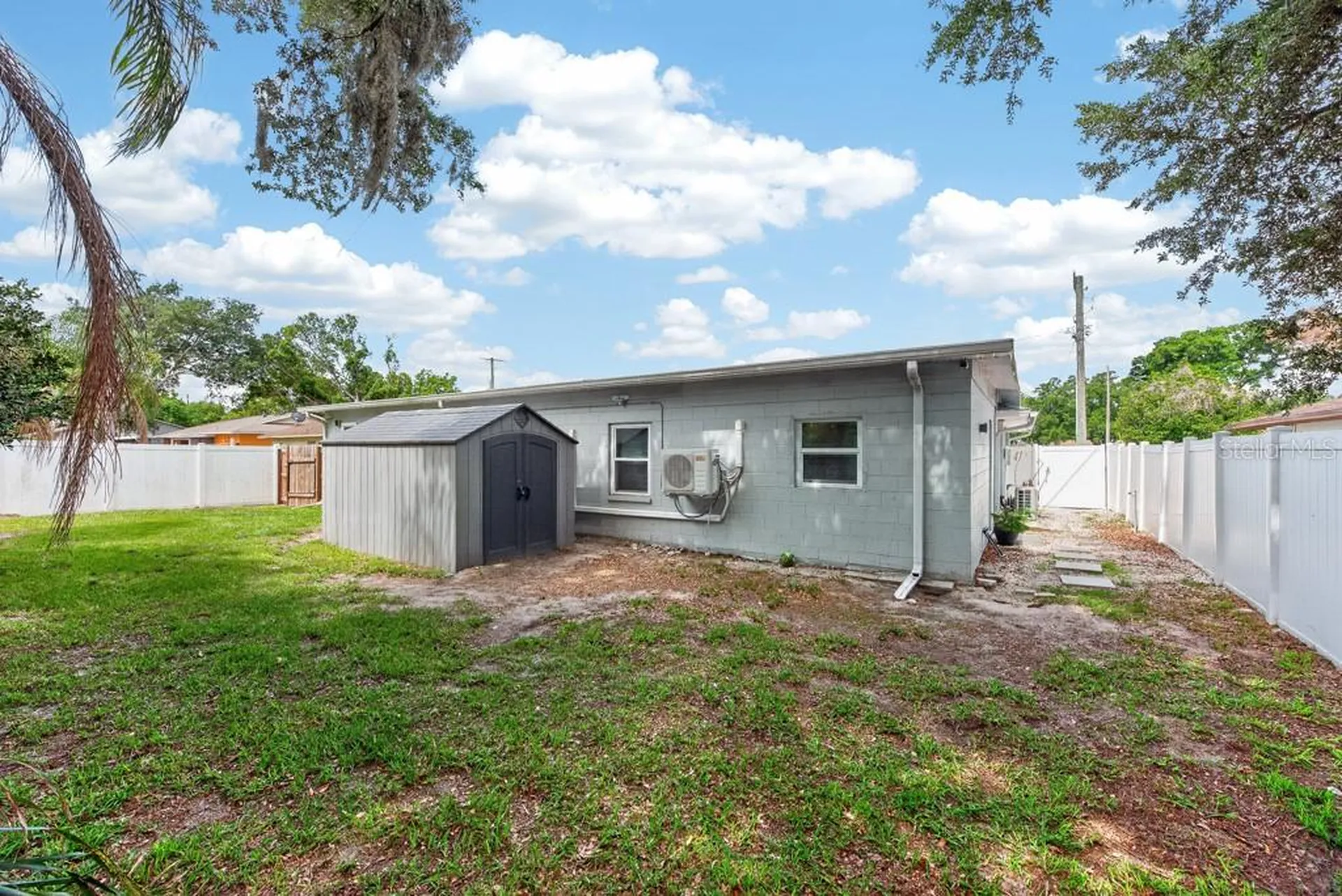 5127 Pine Street Seffner FL 33584