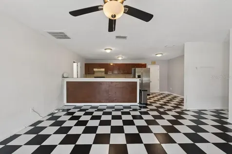 5127 Pine Street Seffner FL 33584