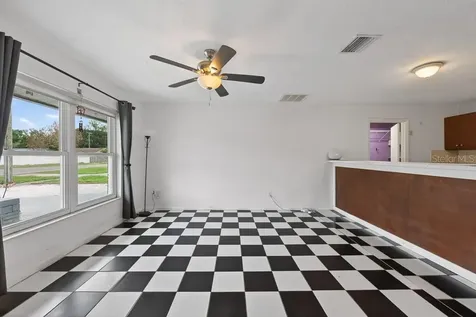 5127 Pine Street Seffner FL 33584