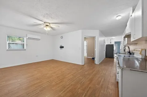 5127 Pine Street Seffner FL 33584