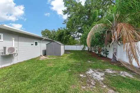 5127 Pine Street Seffner FL 33584