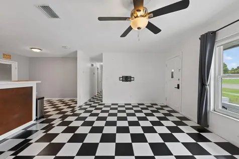 5127 Pine Street Seffner FL 33584