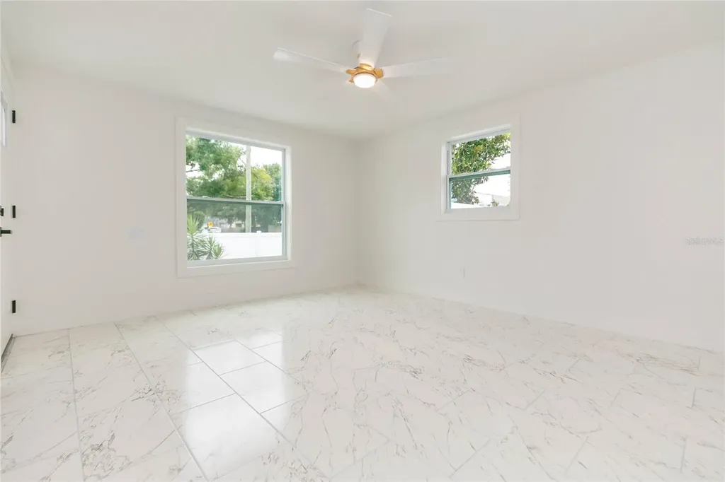 8723 N River Forest Circle Tampa FL 33604