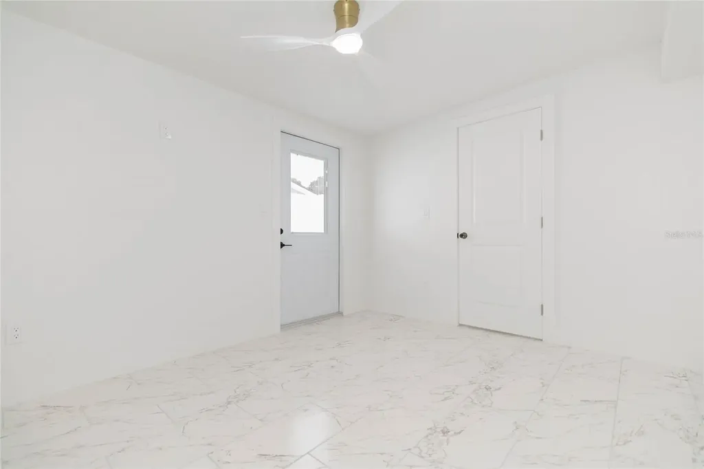 8723 N River Forest Circle Tampa FL 33604