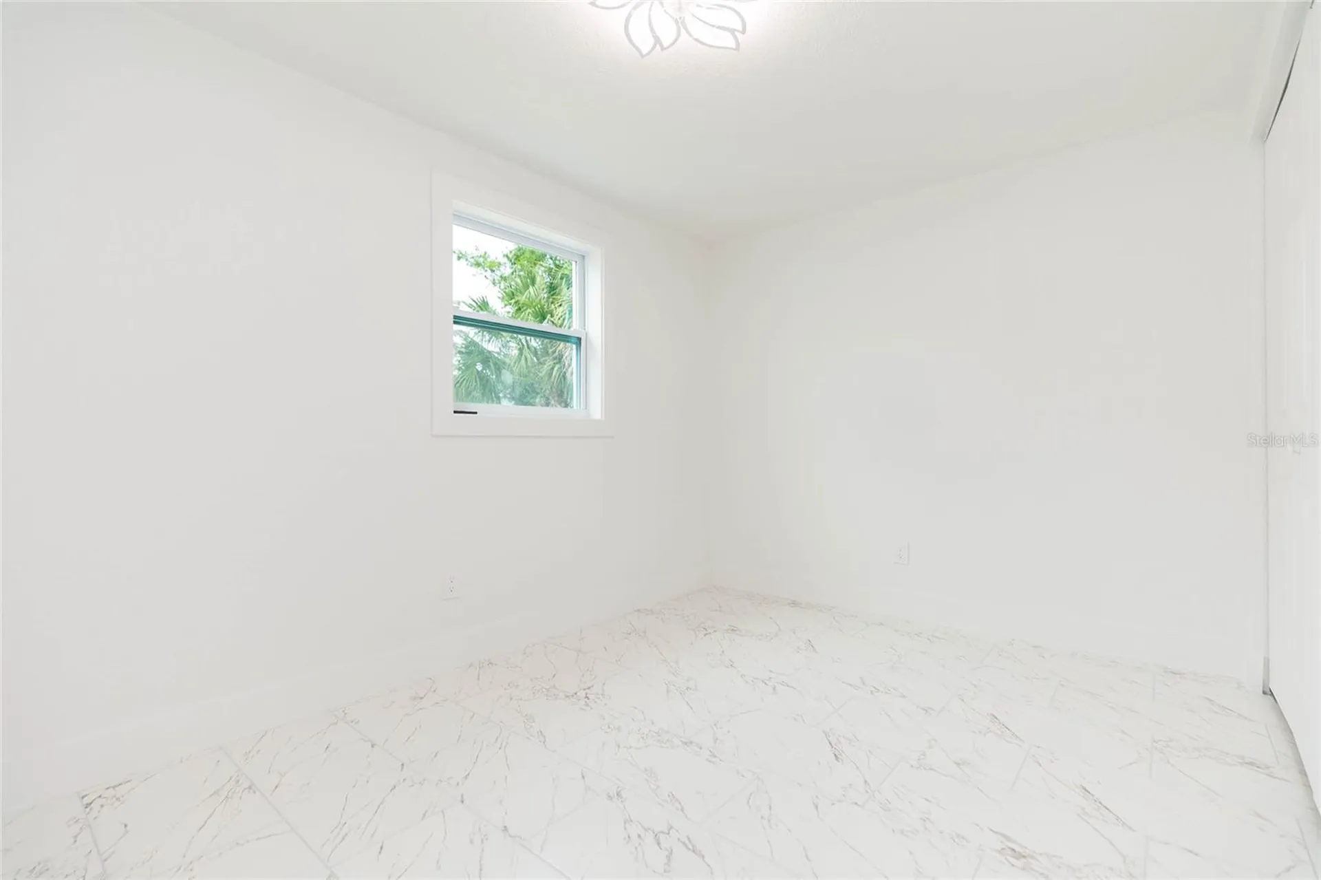 8723 N River Forest Circle Tampa FL 33604