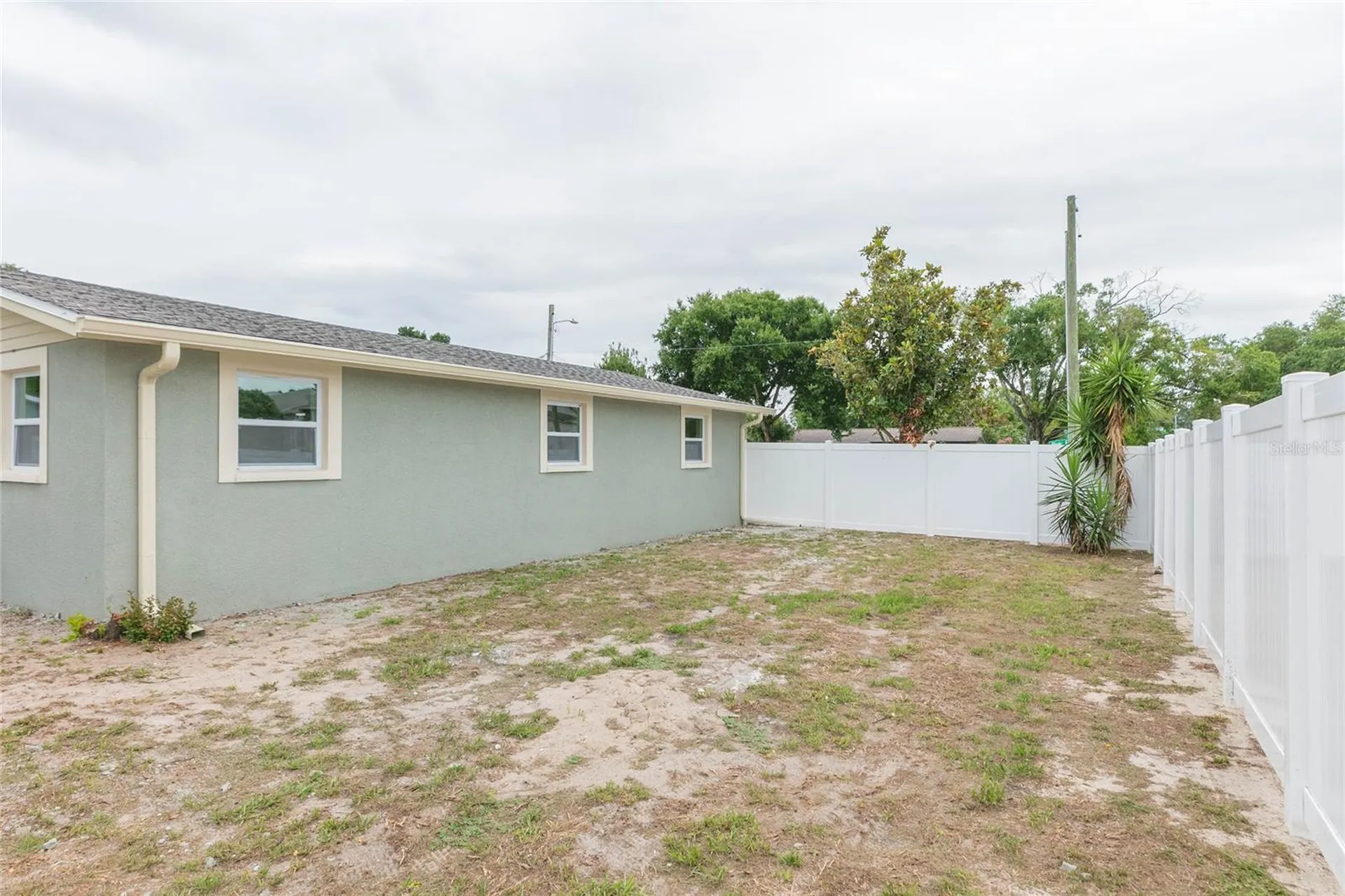 8723 N River Forest Circle Tampa FL 33604