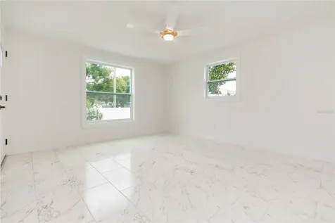 8723 N River Forest Circle Tampa FL 33604