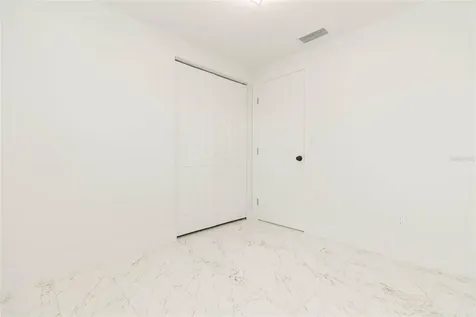 8723 N River Forest Circle Tampa FL 33604