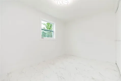 8723 N River Forest Circle Tampa FL 33604