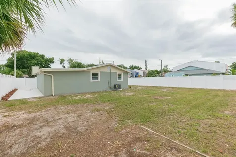 8723 N River Forest Circle Tampa FL 33604