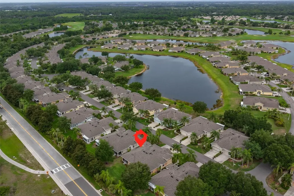 2010 Sifield Greens Way Sun City Center FL 33573