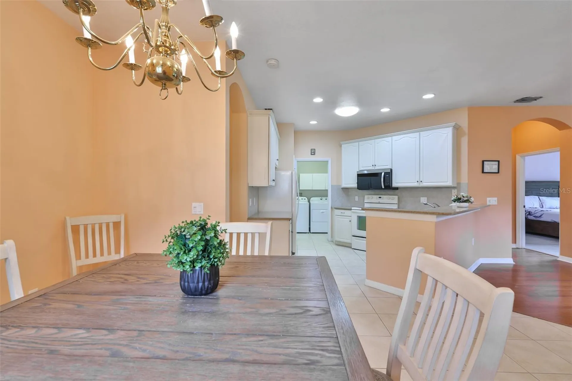 2010 Sifield Greens Way Sun City Center FL 33573
