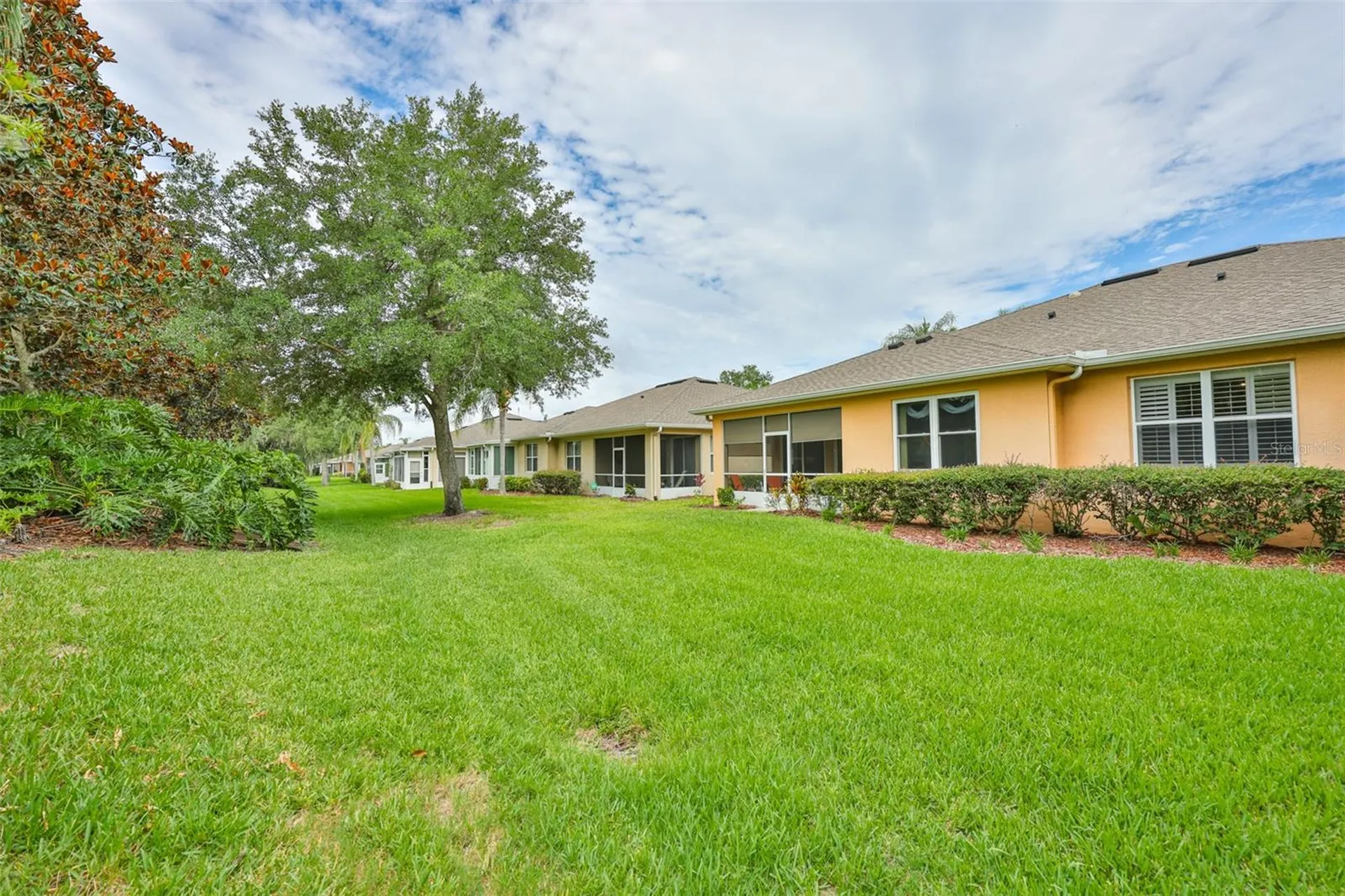2010 Sifield Greens Way Sun City Center FL 33573