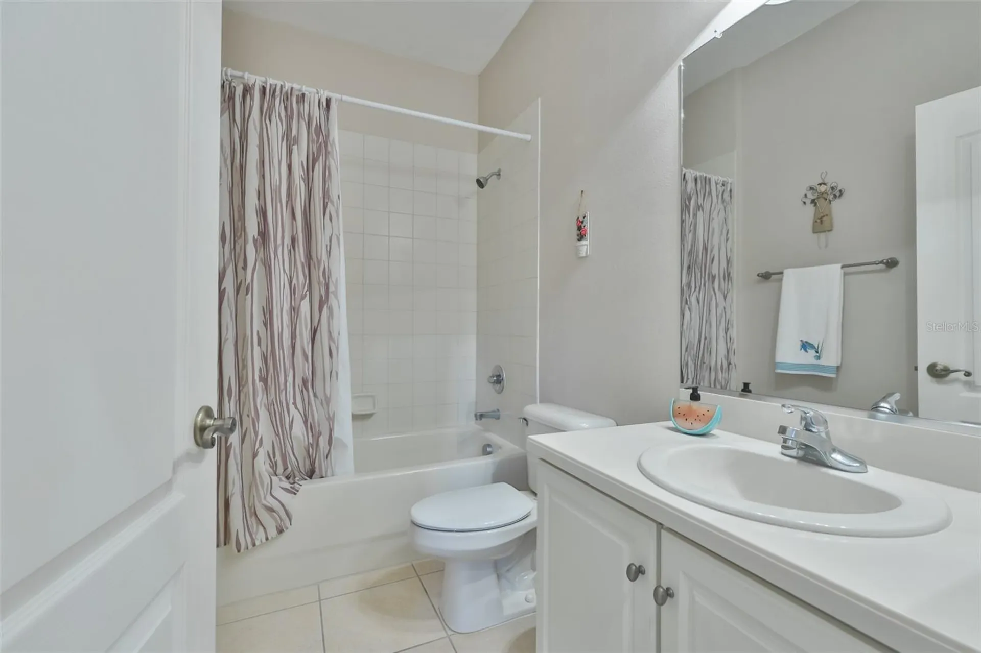 2010 Sifield Greens Way Sun City Center FL 33573