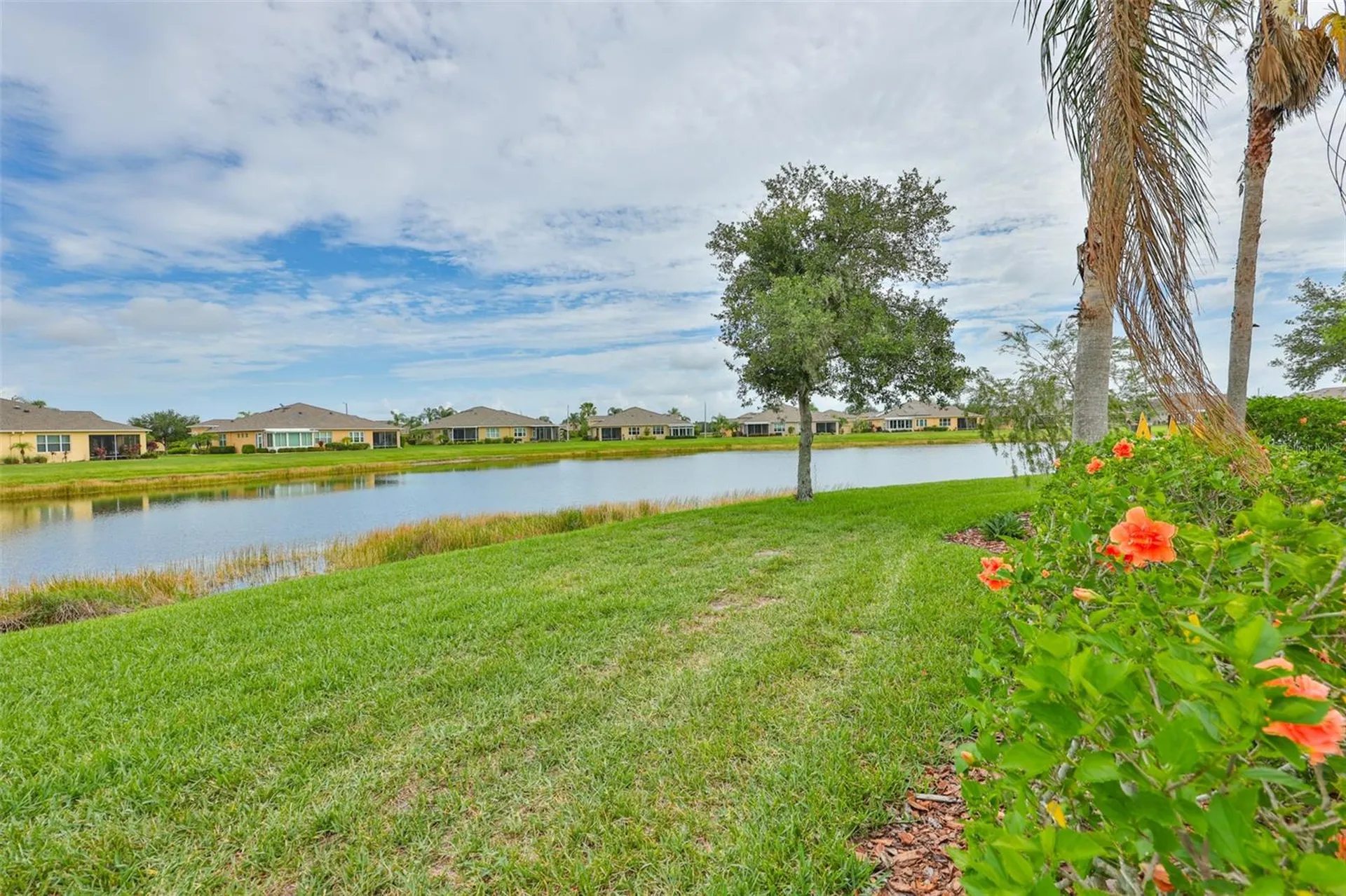 2010 Sifield Greens Way Sun City Center FL 33573