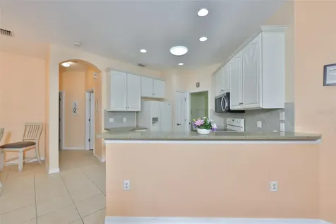2010 Sifield Greens Way Sun City Center FL 33573