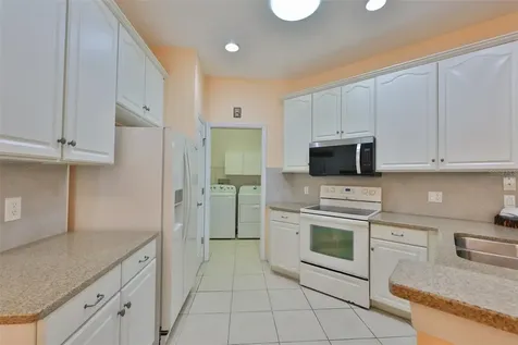2010 Sifield Greens Way Sun City Center FL 33573