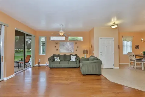 2010 Sifield Greens Way Sun City Center FL 33573