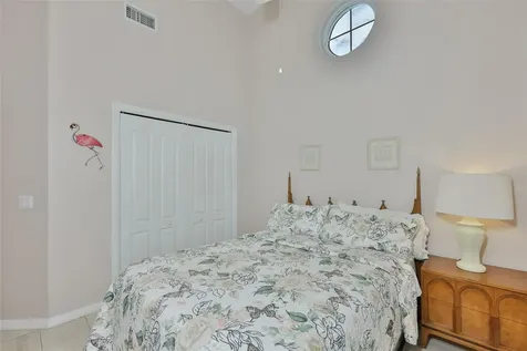 2010 Sifield Greens Way Sun City Center FL 33573