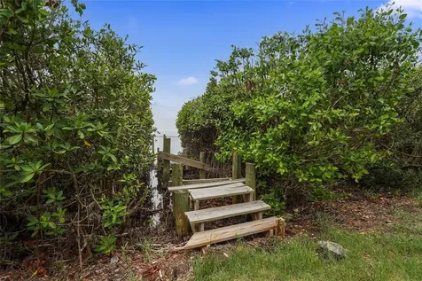 7538 Westmoreland Drive Sarasota FL 34243