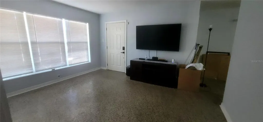 8702 Beverly Drive Tampa FL 33617