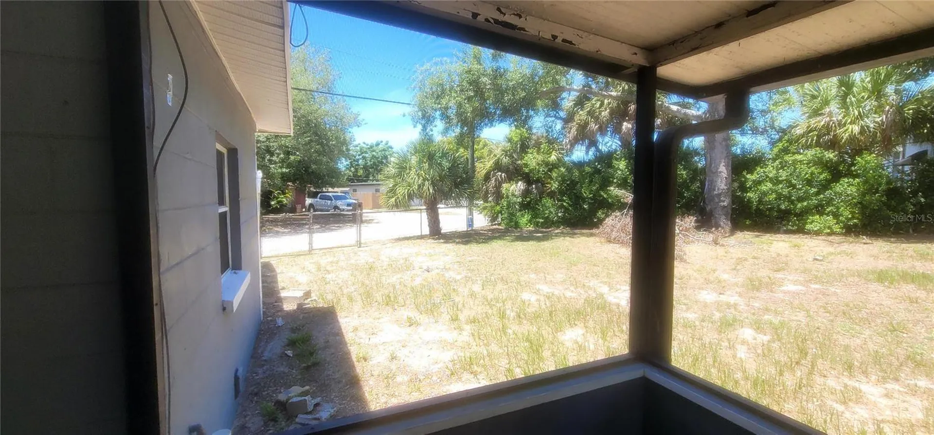 8702 Beverly Drive Tampa FL 33617