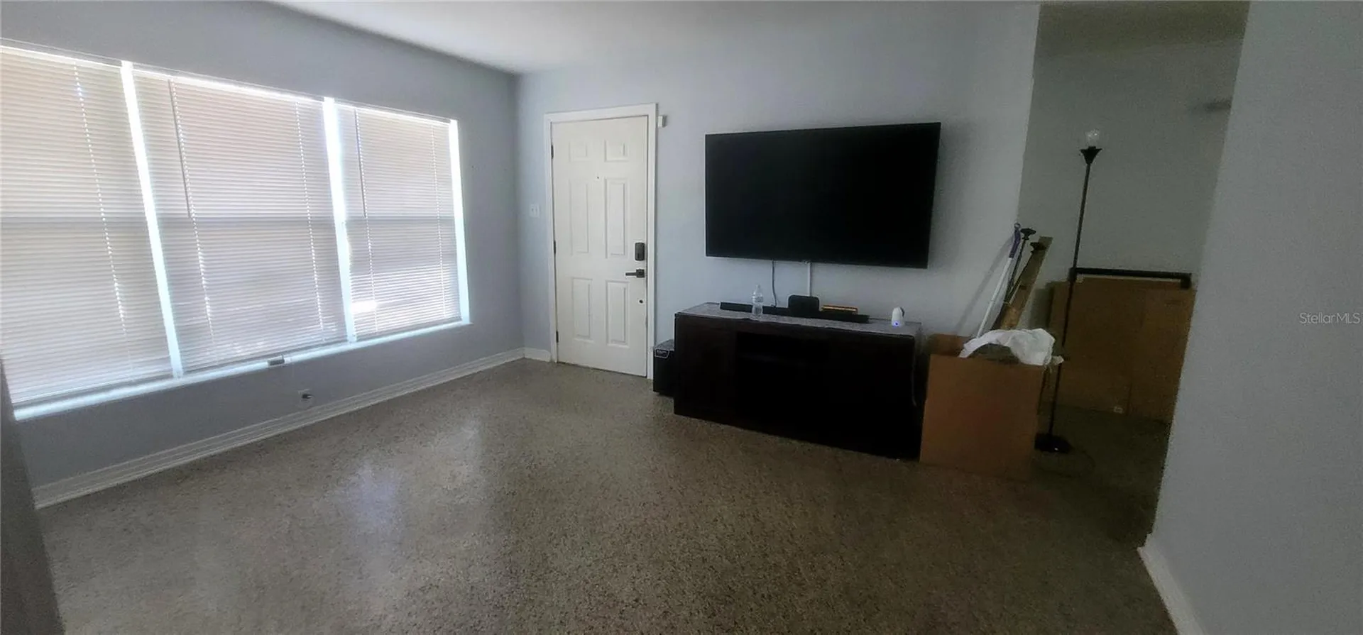 8702 Beverly Drive Tampa FL 33617