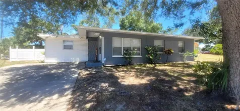 8702 Beverly Drive Tampa FL 33617