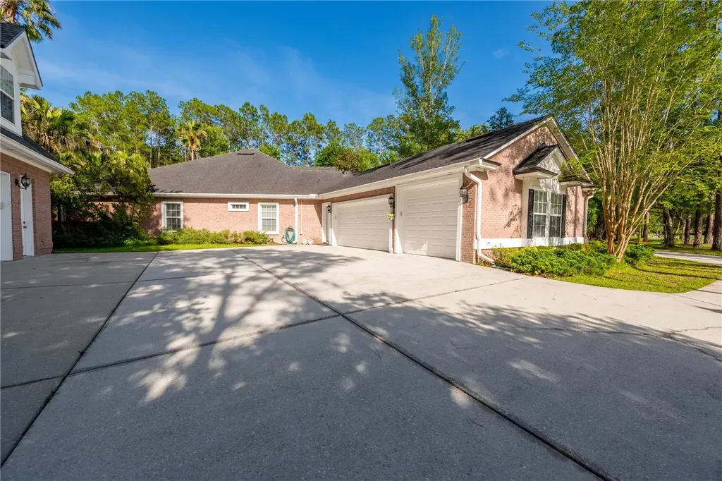 104 Belmont Drive St Johns FL 32259