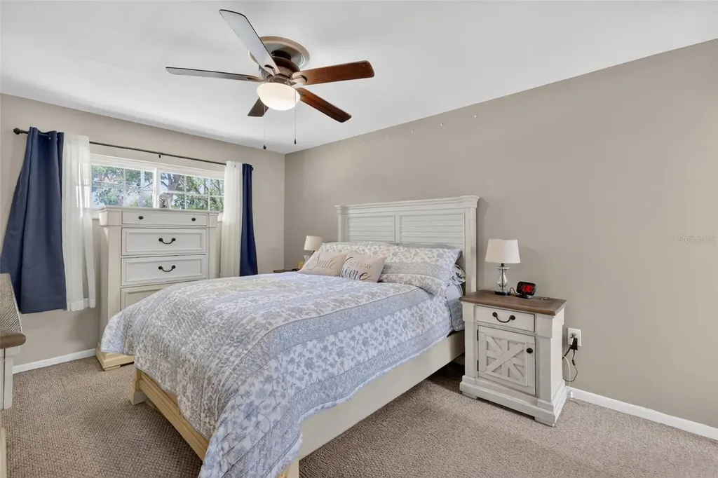 1915 Spring Lake Road Fruitland Park FL 34731