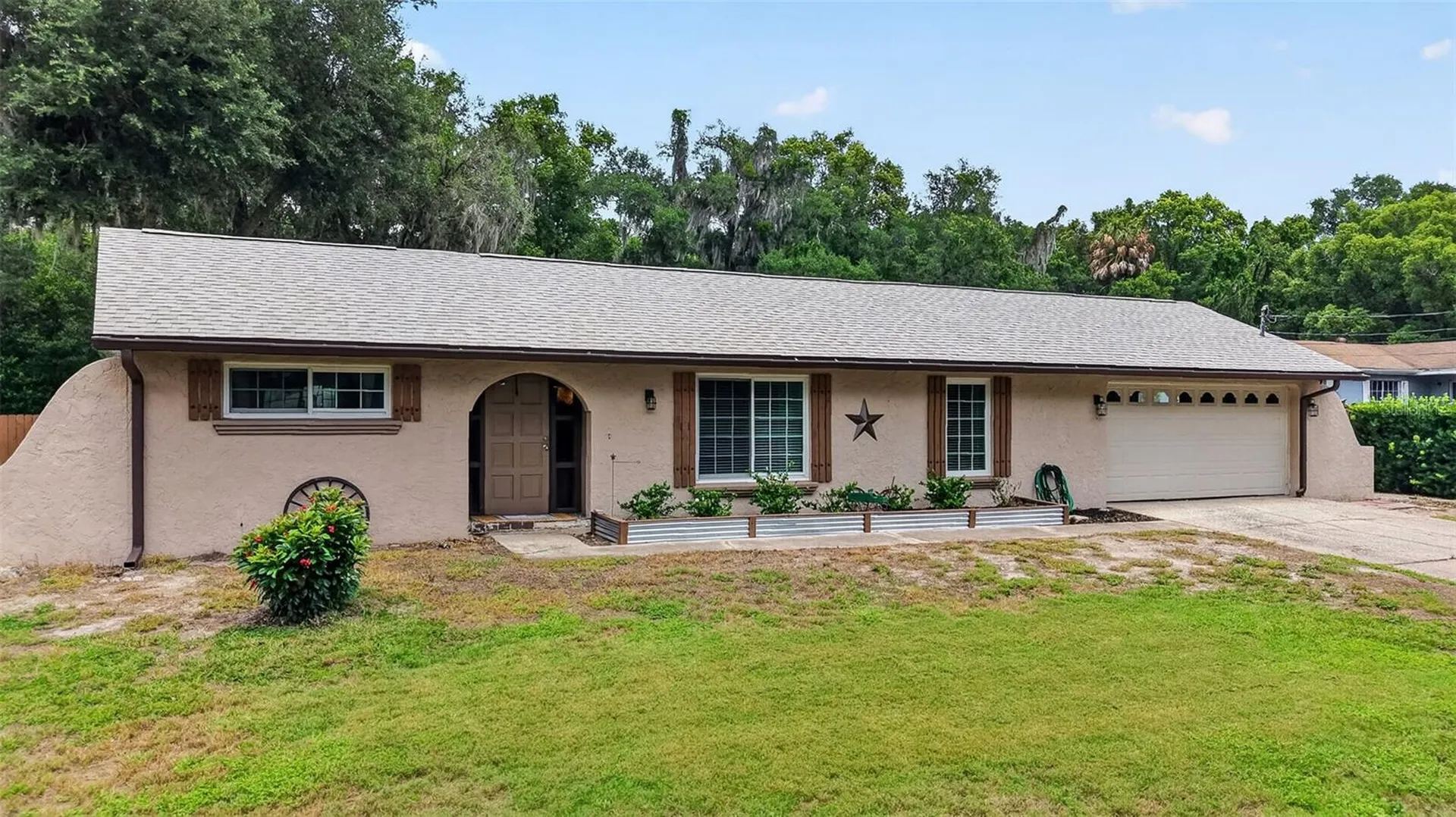 1915 Spring Lake Road Fruitland Park FL 34731