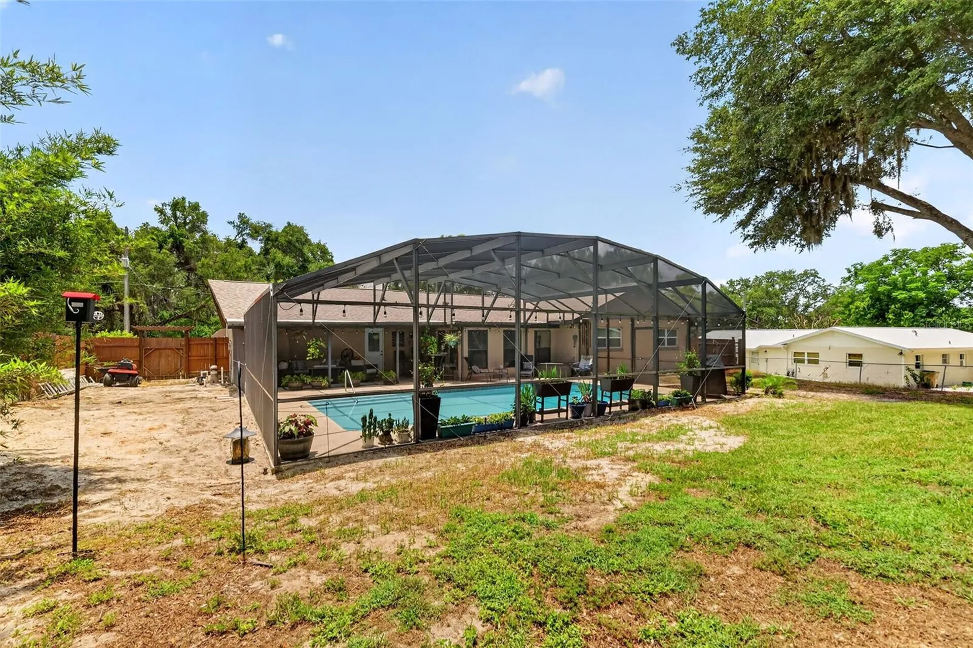 1915 Spring Lake Road Fruitland Park FL 34731