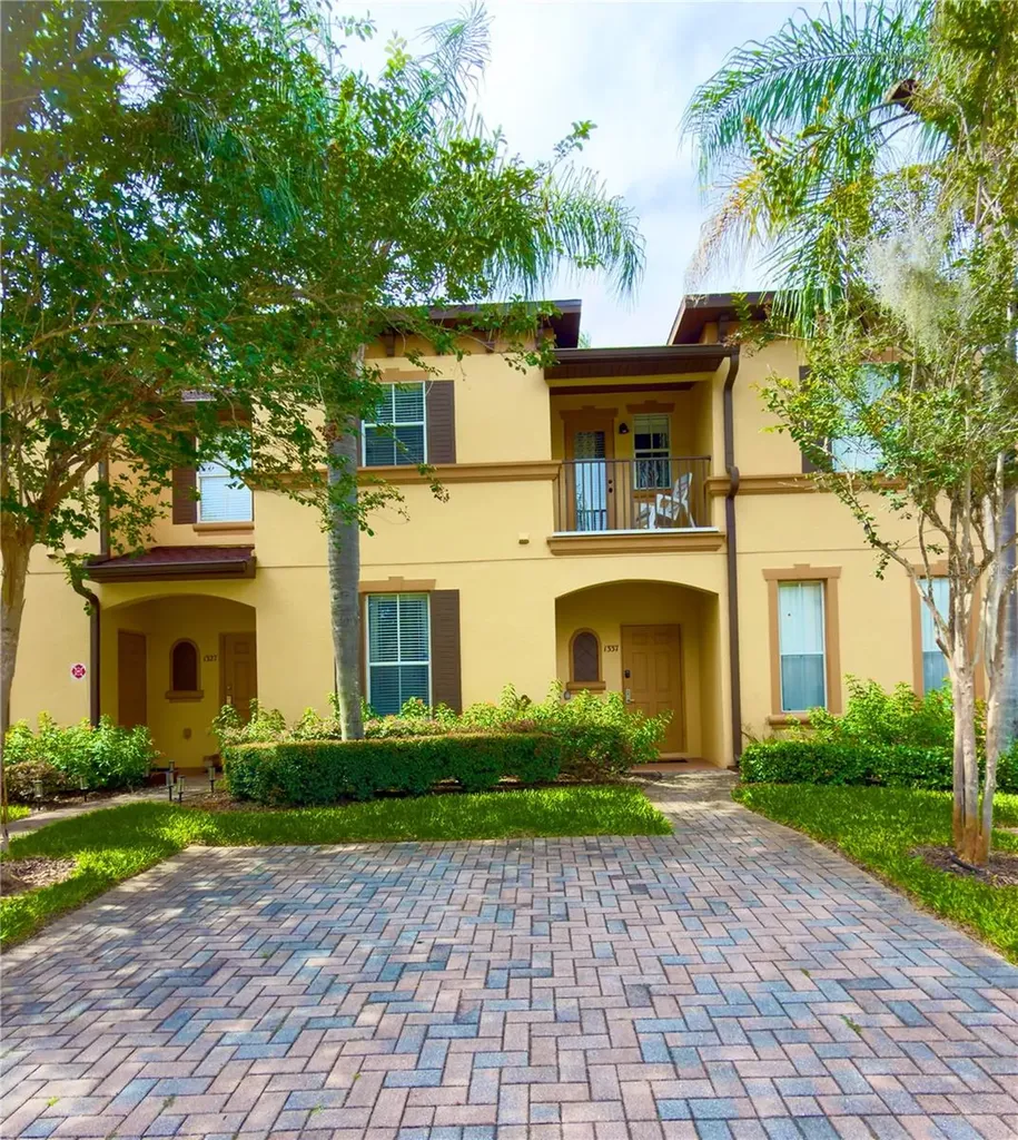 1337 Calabria Avenue Davenport FL 33897