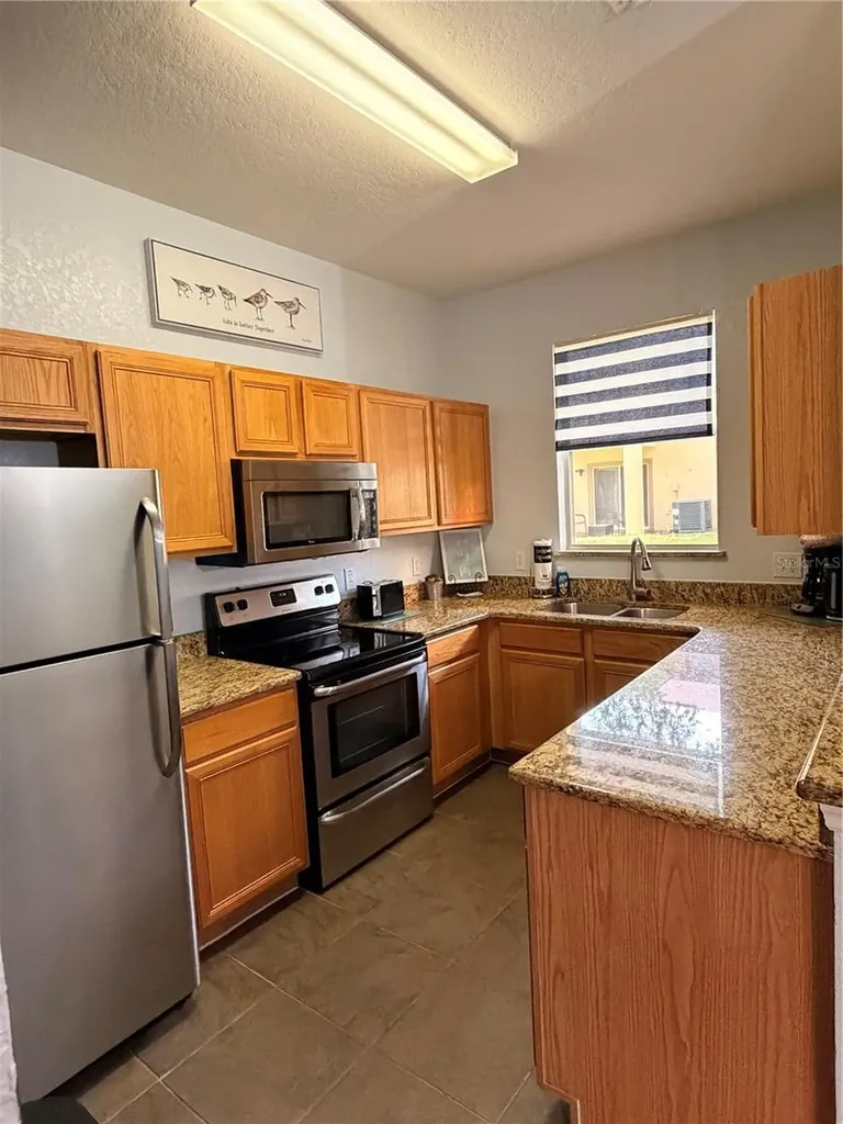 1337 Calabria Avenue Davenport FL 33897