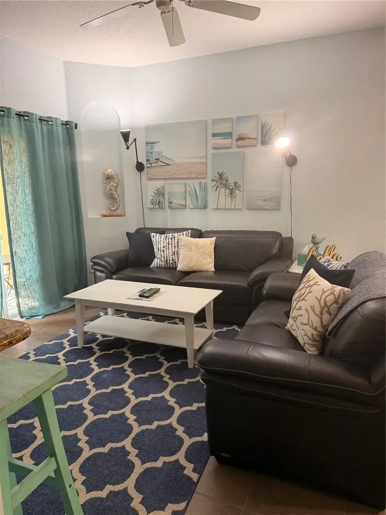1337 Calabria Avenue Davenport FL 33897