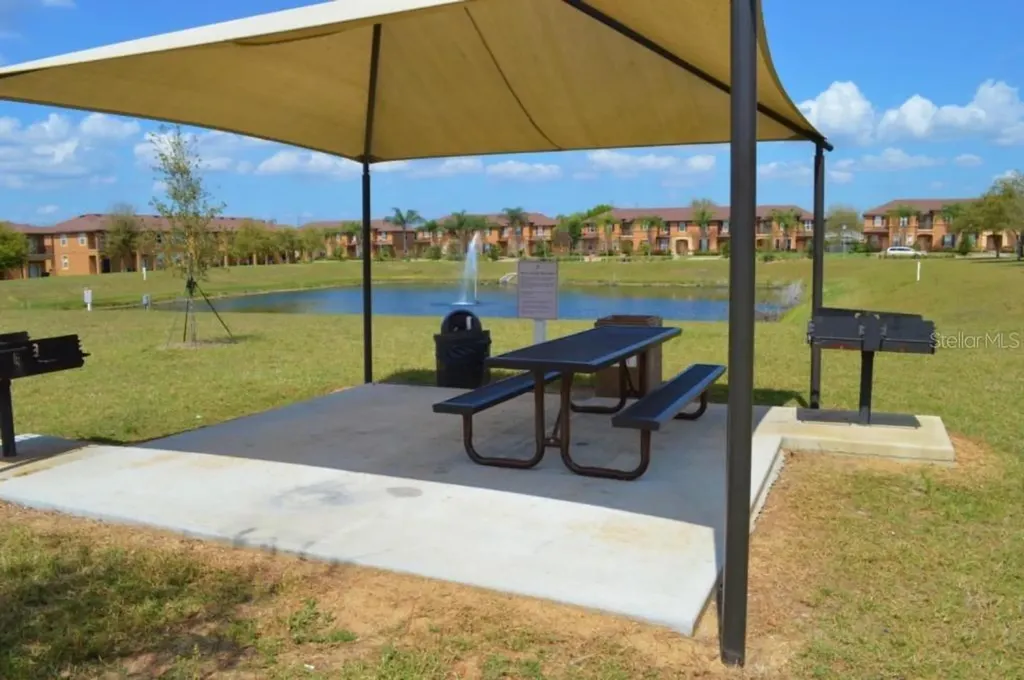 1337 Calabria Avenue Davenport FL 33897