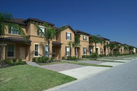 1337 Calabria Avenue Davenport FL 33897