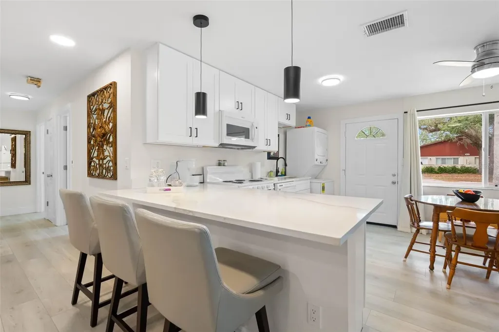 415 Maple Way Safety Harbor FL 34695