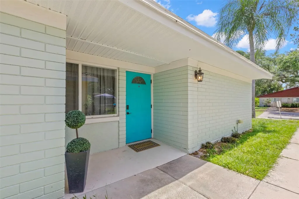 415 Maple Way Safety Harbor FL 34695