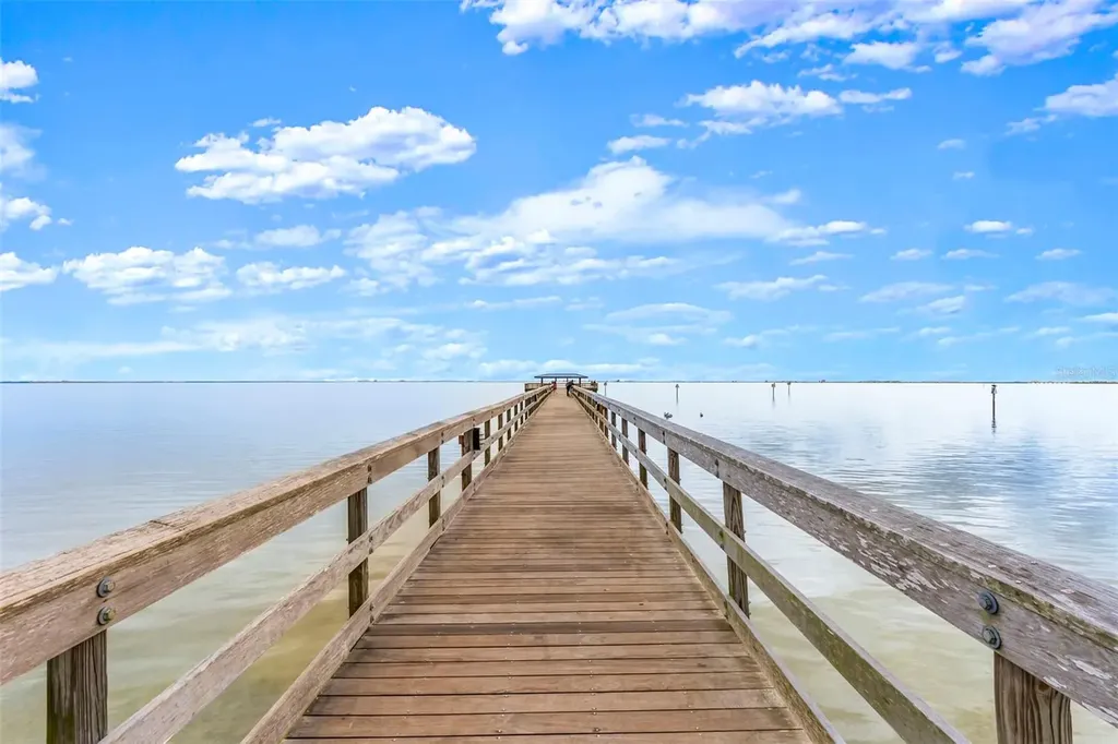 415 Maple Way Safety Harbor FL 34695