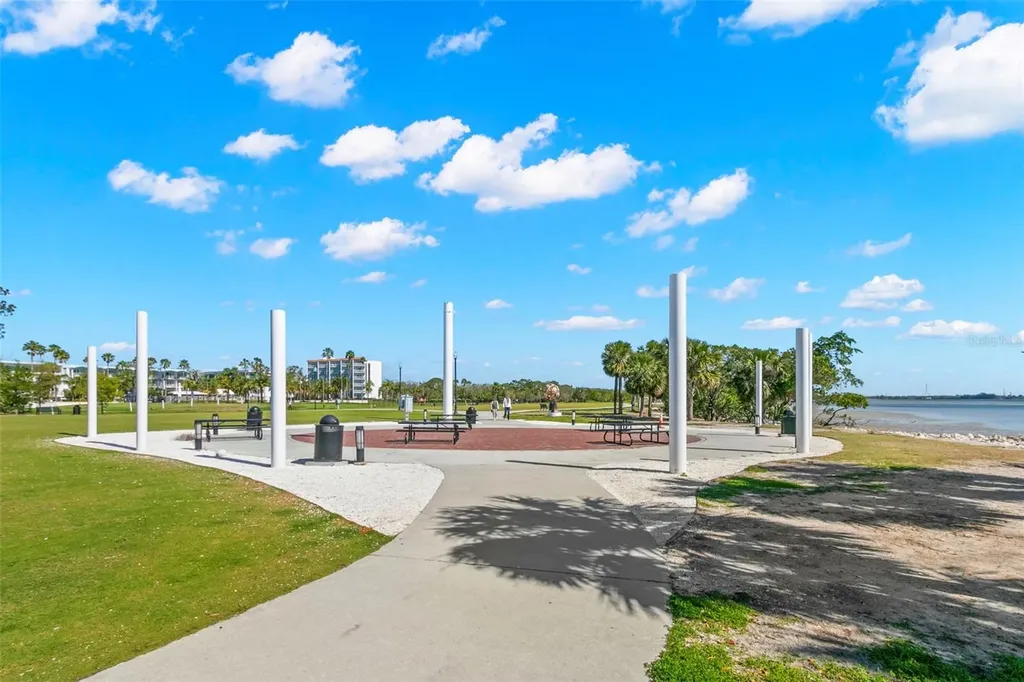415 Maple Way Safety Harbor FL 34695