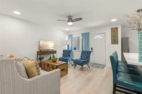 415 Maple Way Safety Harbor FL 34695