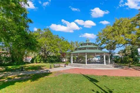 415 Maple Way Safety Harbor FL 34695