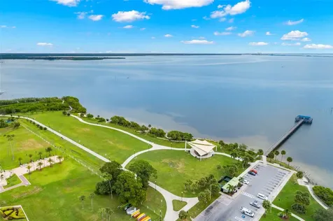415 Maple Way Safety Harbor FL 34695